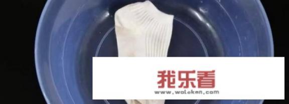 白袜子怎么能洗干净？