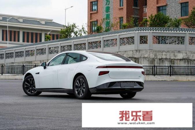 小鹏汽车是哪个公司和特斯拉？