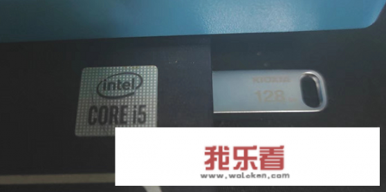 如何下载mp4格式的视频到u盘？