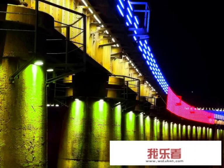 华为手机谁拍夜色的图片清晰，能否发来共赏一下？