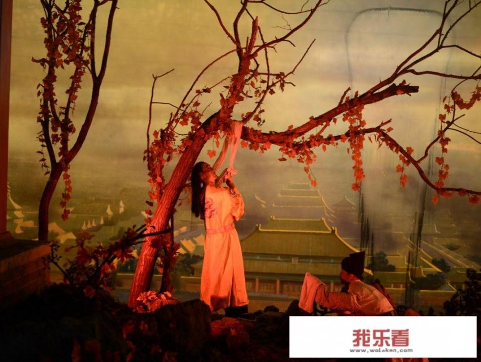 请问天安门城楼金水桥边的柱子(上面有祥云图案)叫什么?顶上蹲着神兽叫什么?有什么做用?谢谢？