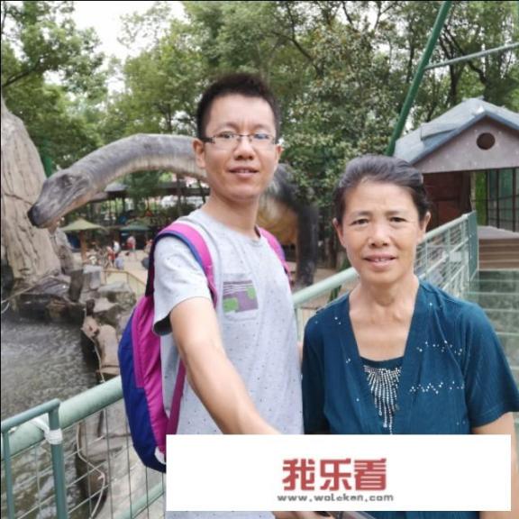 母亲节的背景图片怎么弄？