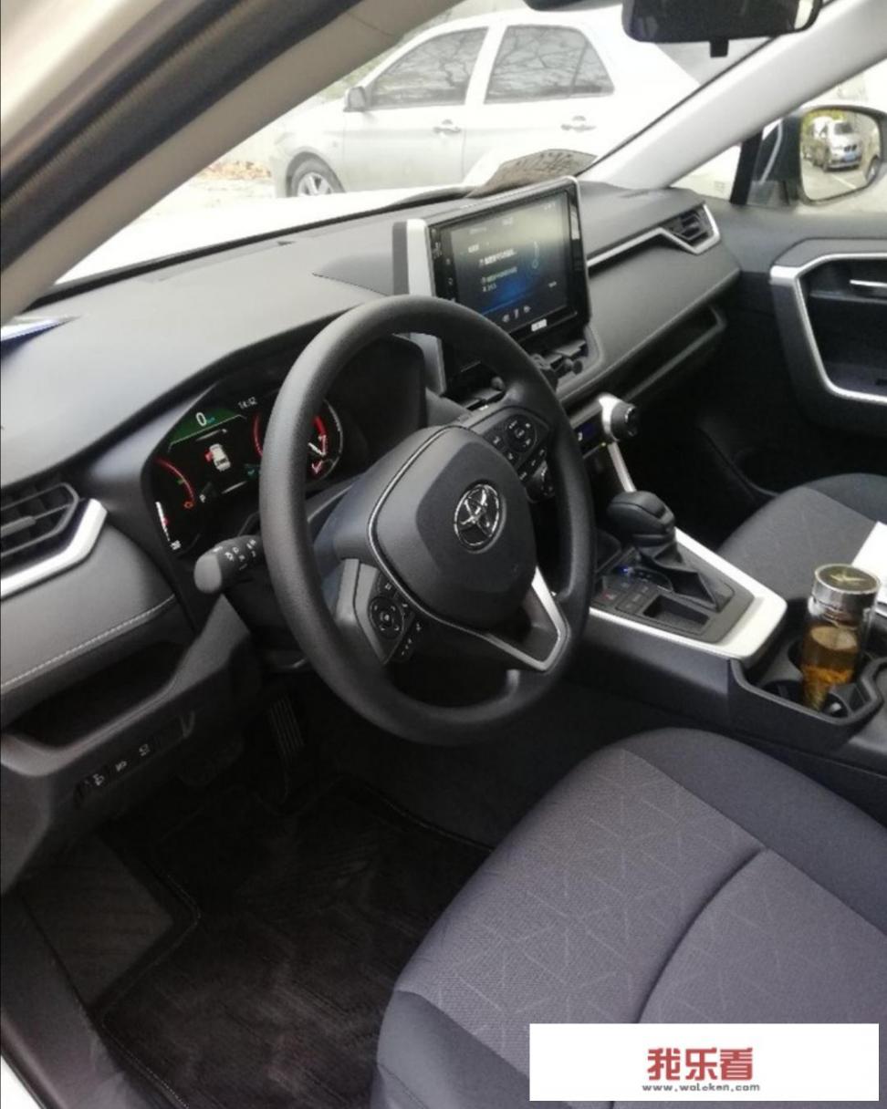 全系标配TSS2.0，刚刚换代的全新丰田RAV4荣放产品力究竟如何？