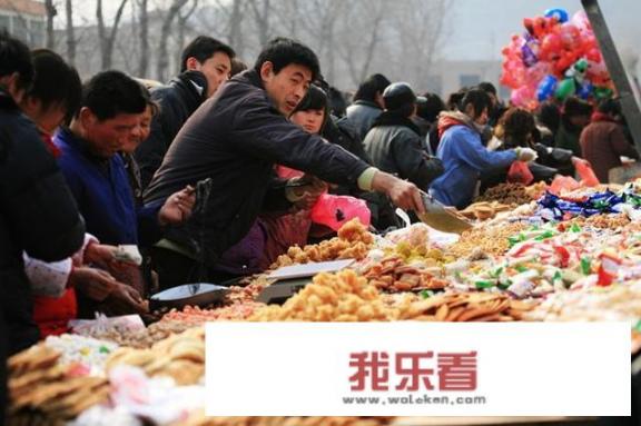 夏天到了，在农村赶集摆地摊卖什么挣钱？
