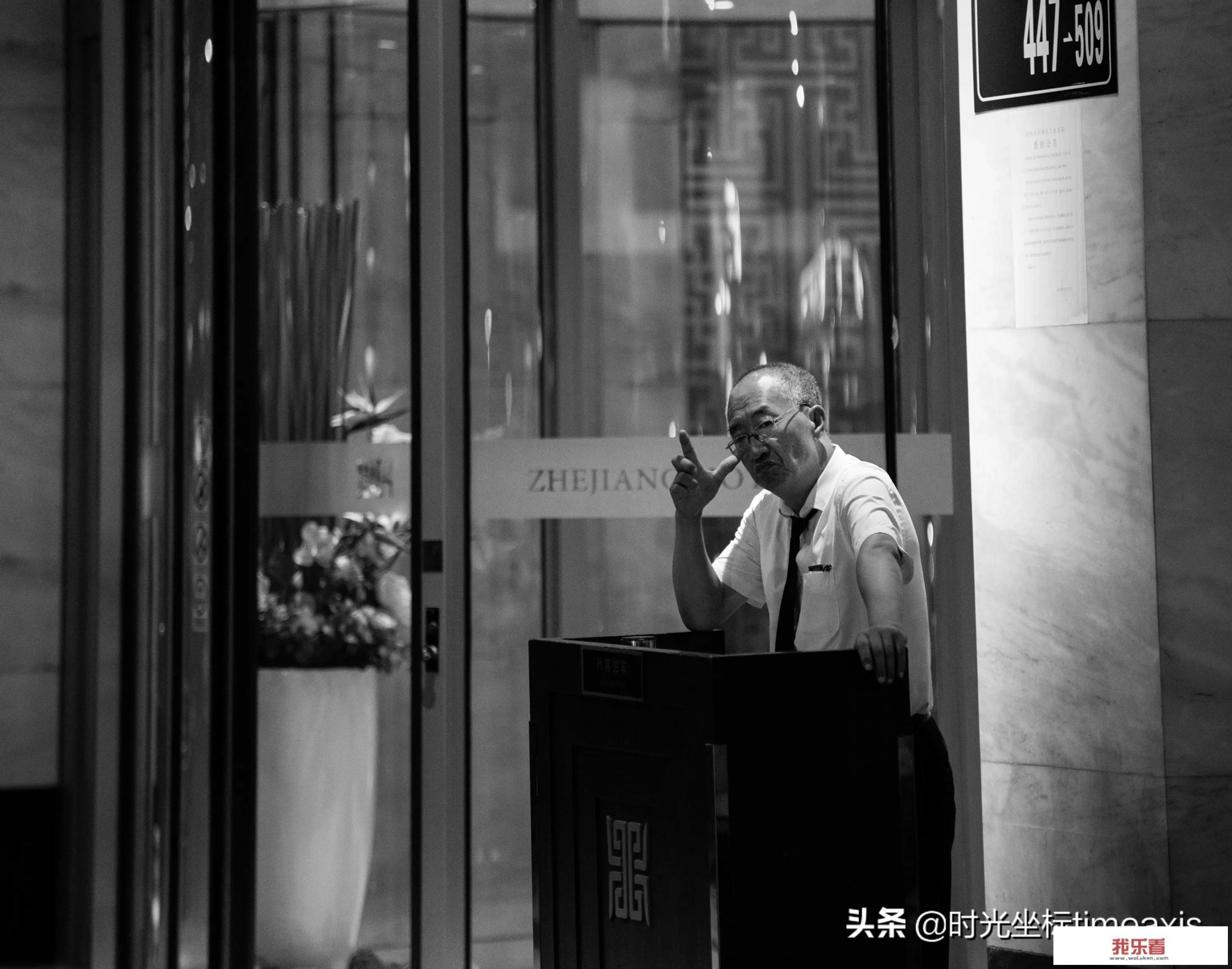 徕卡相机，为什么取消可乐标？