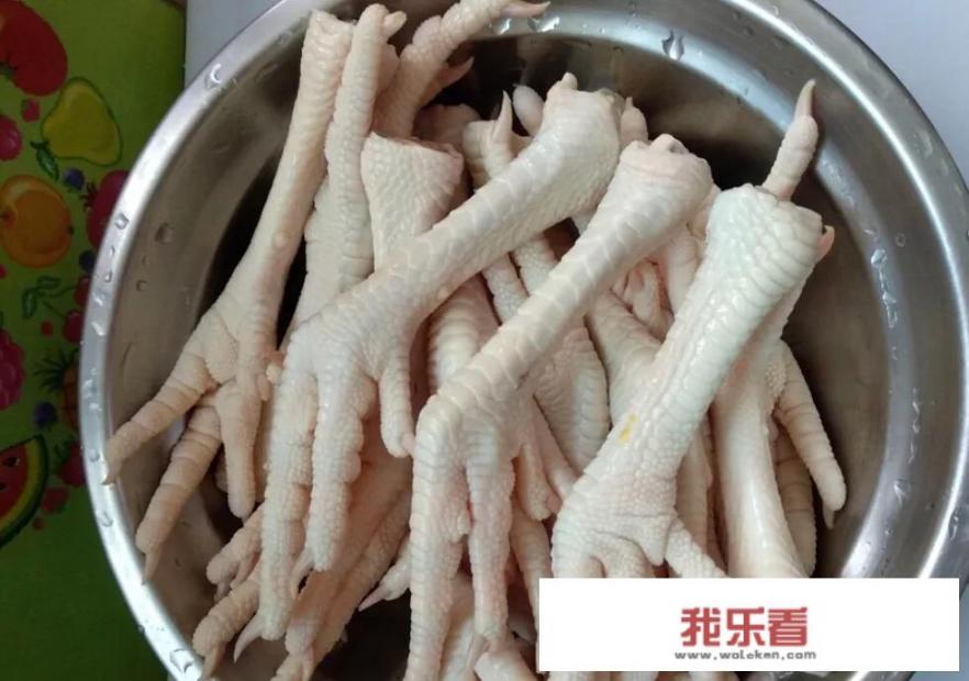 鸡爪煲汤放什么材料好？