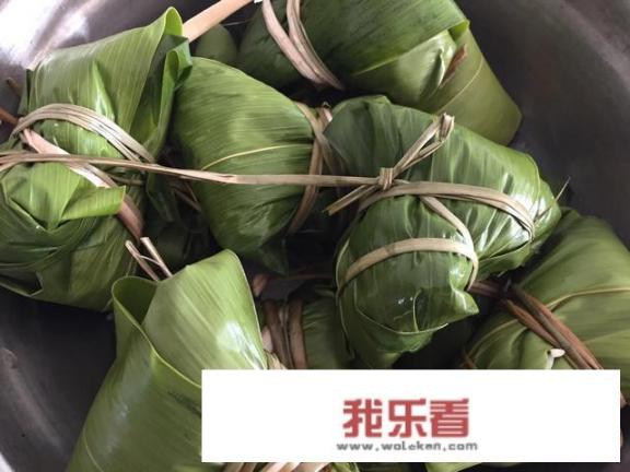 包粽子糯米泡一夜需要煮多久？