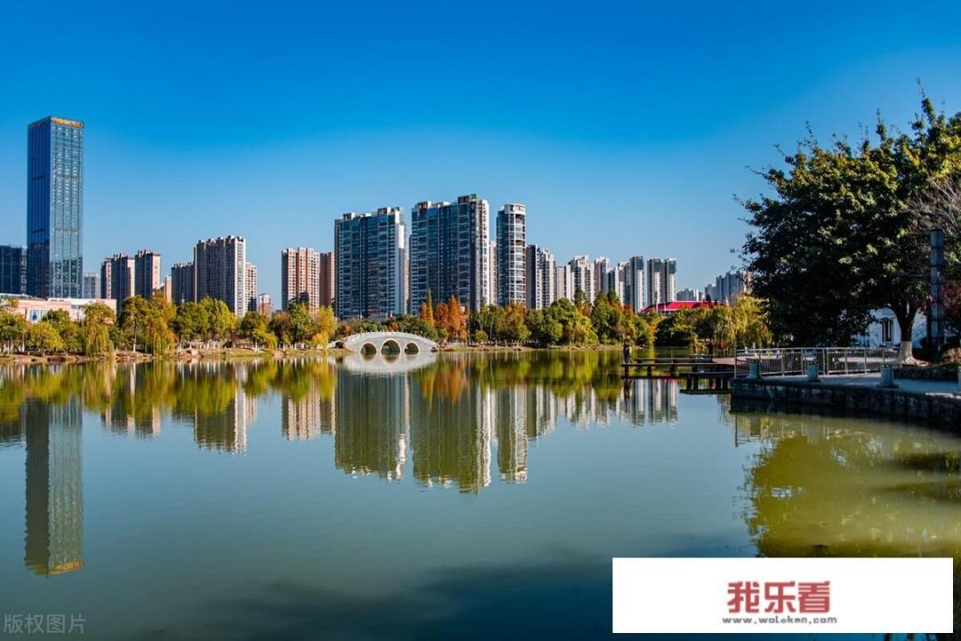 2021年迎接2022年的诗词？
