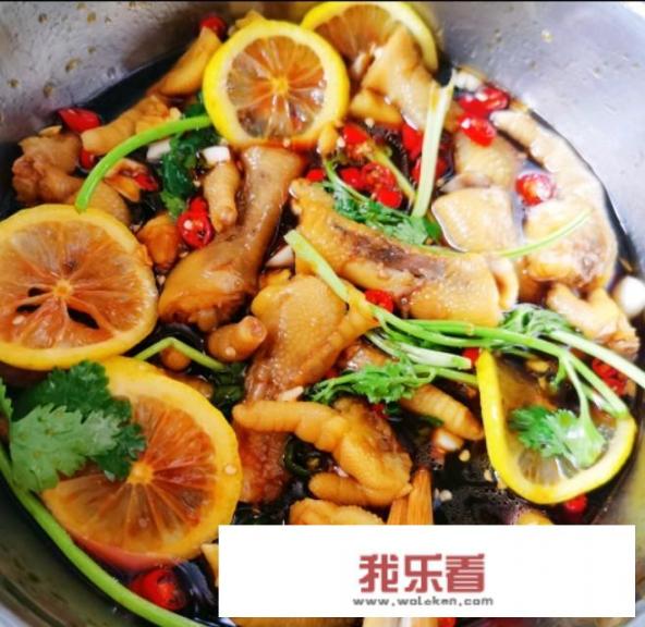 王刚美食视频卤鸡脚？