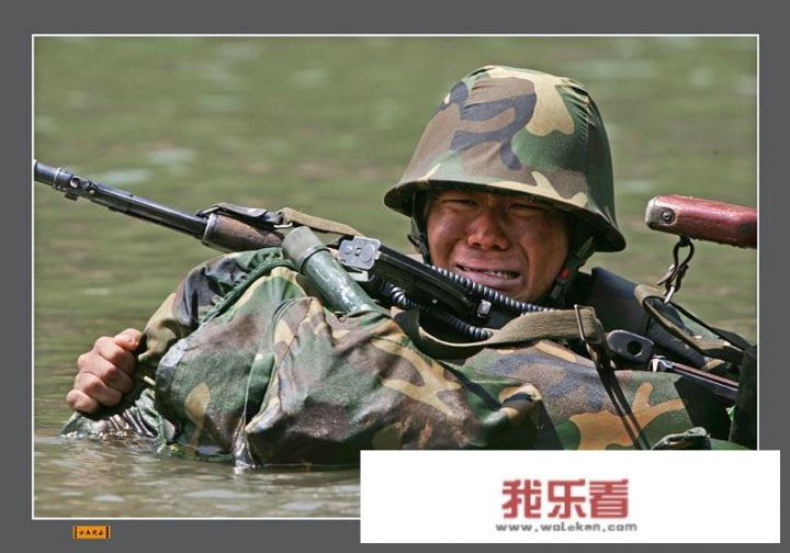 我想要穿越到士兵突击或我是特种兵的文，原创人物也要，BG也可以？