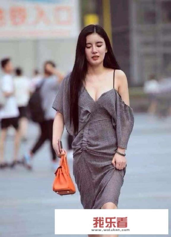 怎样p图能把胸肌p大？