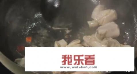 鸡腿炖土豆的做法？