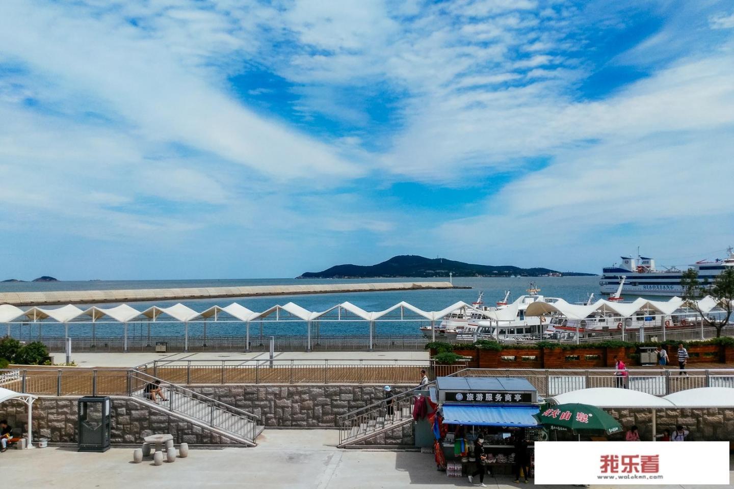 和闺蜜一起看大海拍照，怎么发朋友圈？