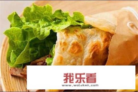 鸡蛋灌饼的做法大视频用高筋面粉还是普通面粉？