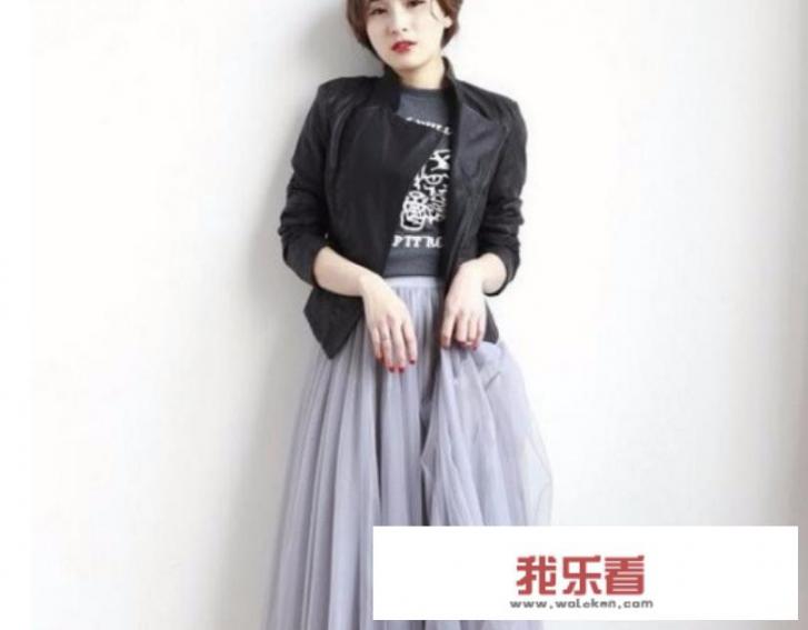 长裙配什么上衣好看？