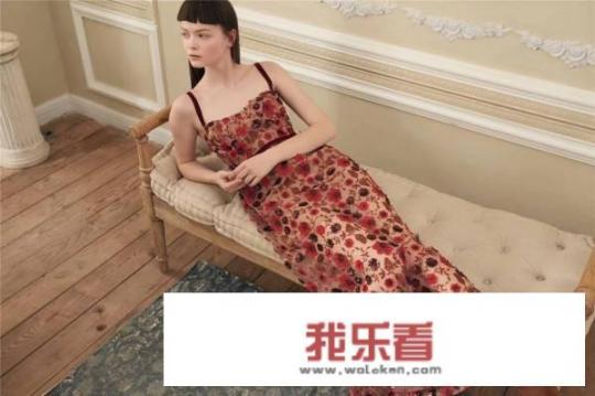 有什么好看的沙滩连衣裙，怎么穿好看的？