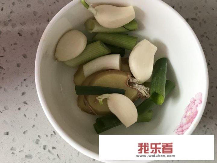家炖鱼块的做法？