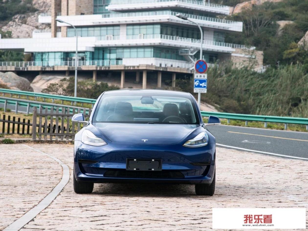 国产特斯拉Model3降到了30万以内，作为年轻人的第一辆车，建议选它吗？