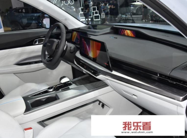 长安欧尚z6idd跟长安unividd怎么选？