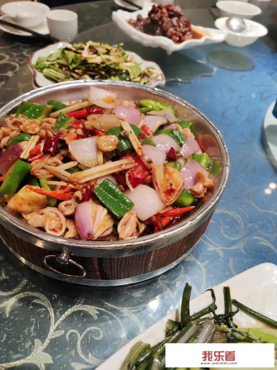 能给我介绍几个简单的家常菜吗？