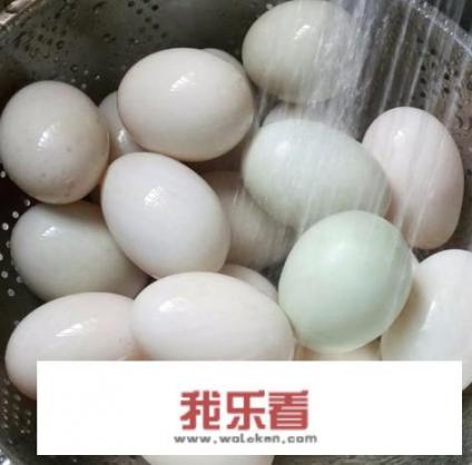 50个鸭蛋放多少盐？