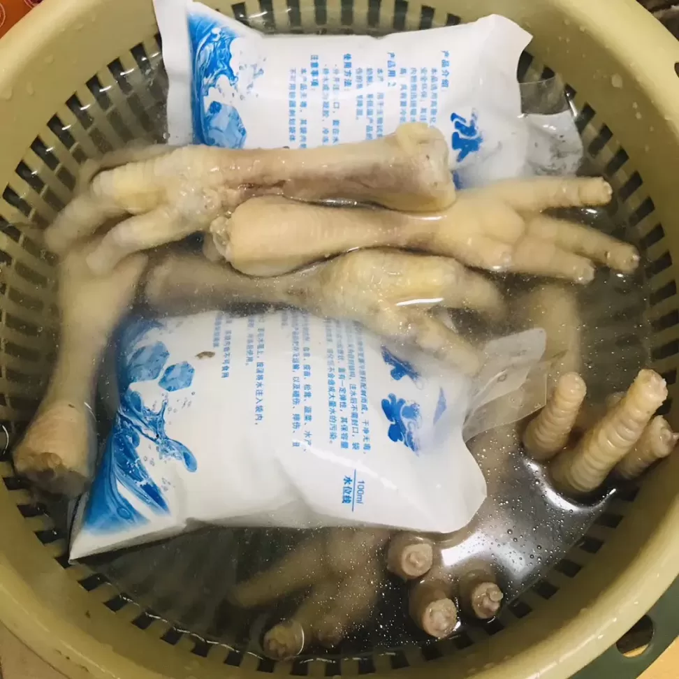 柠檬鸡爪的做法步骤图，柠檬鸡爪怎么做好吃？