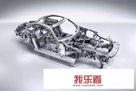 思域PK凯美瑞，哪种车更好?更实惠?更经济?空间大?买什么颜色？