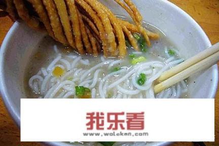 中国的特色小吃是哪些？