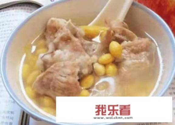 鸽子汤怎么炖最营养补气血女人？