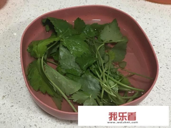 鸭儿芹的食用方法？