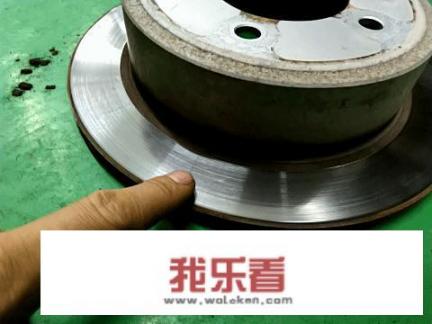 刹车盘需要多久更换一次？如何判断刹车盘的磨损程度？
