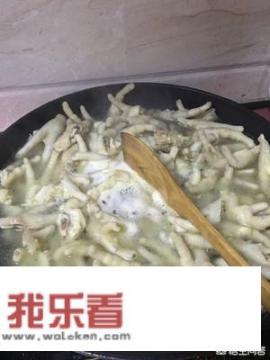 放酱油的泡椒凤爪怎么做？