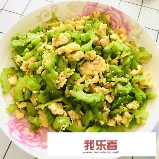 苦瓜炒鸡蛋怎么做？