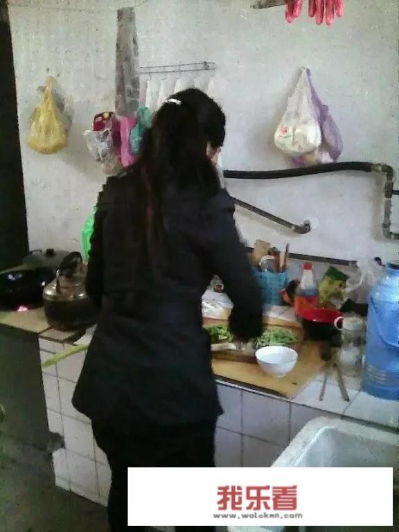 中秋节一般吃什么食品？