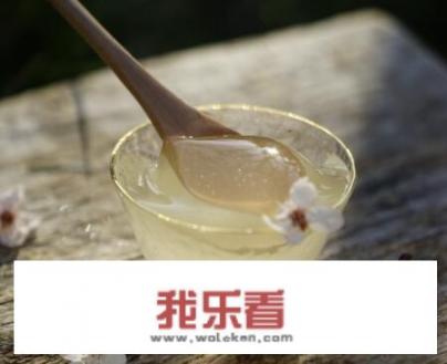 蜂蜜可不可以和牛奶混吃吗?是不是会腹泻啊？