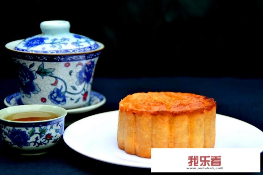 八月十五晚上十点出生人的命运如何？