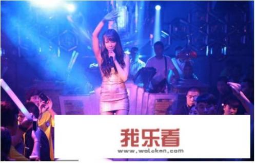 为什么有那么多人喜欢去酒吧《夜店》呢？真的能放松心情吗？
