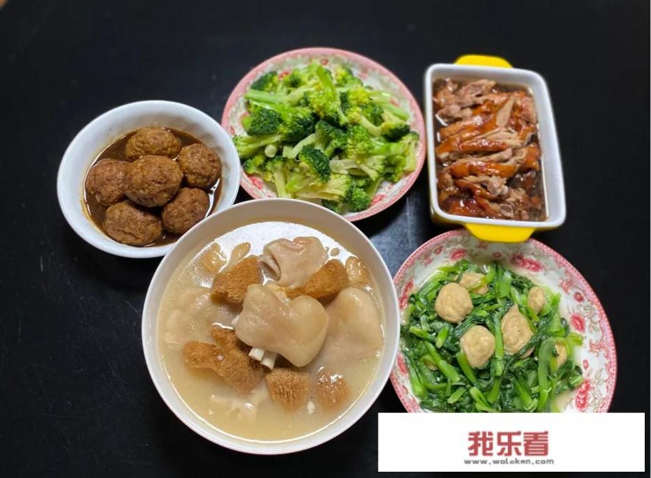 谁有家庭日常的美食图片，能否分享一下？