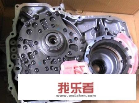 多少公里换变速箱油？汽车变速箱油多久换一次？
