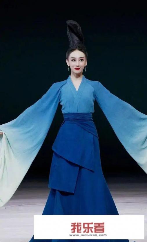 只此青绿讲的是什么？