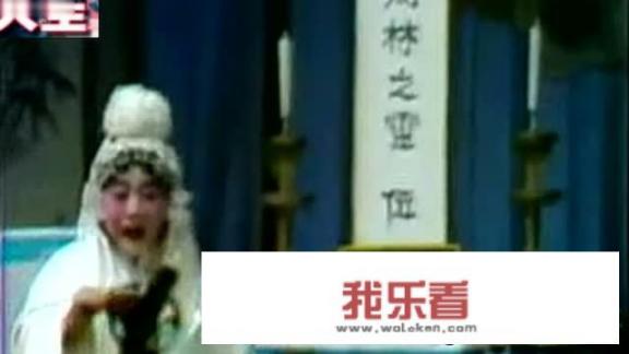 男朋友家里的姨夫去世，我应该去参加葬礼吗？