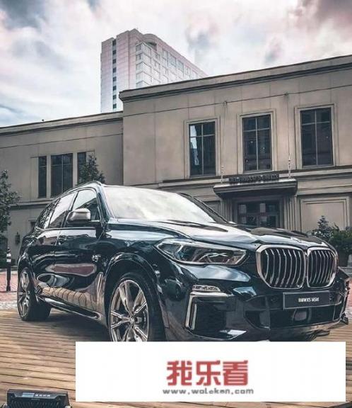 预算50w左右，宝马新款的z4和5系选哪个好？