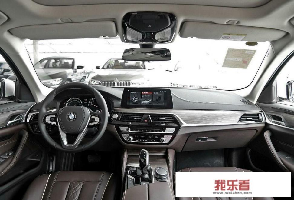 宝马530配置参数？