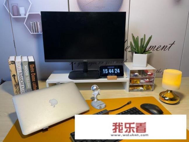 如何布置一个整洁又好看的桌面？