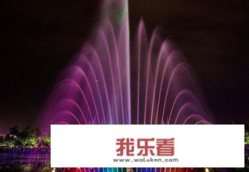 谁知道大雁塔的音乐喷泉都什么时间有？