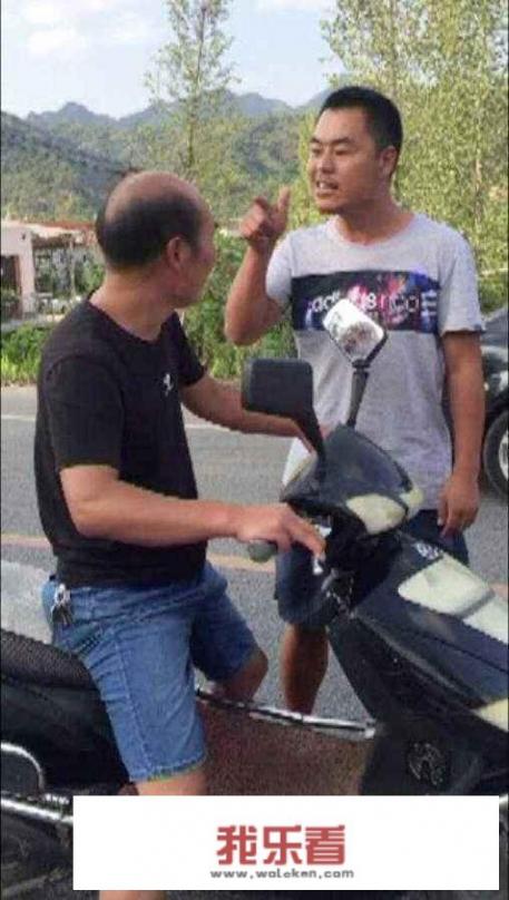 栾川殴师的常某，今天出狱了，看报道，警车接回宾馆，为什么？