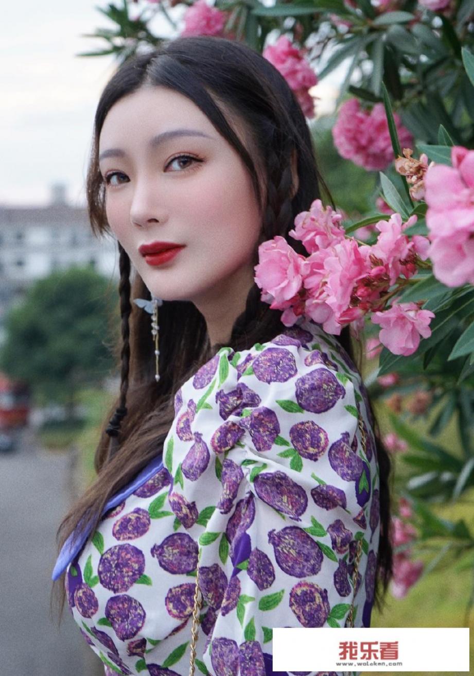 作为超模出身的王李丹妮，为什么一直不温不火呢？