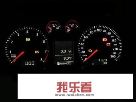 新车第一次保养按里程还是时间换机油？要注意什么？