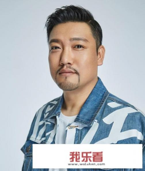 怎么评价《欢乐喜剧人》中的贾冰，贾冰是什么来头？