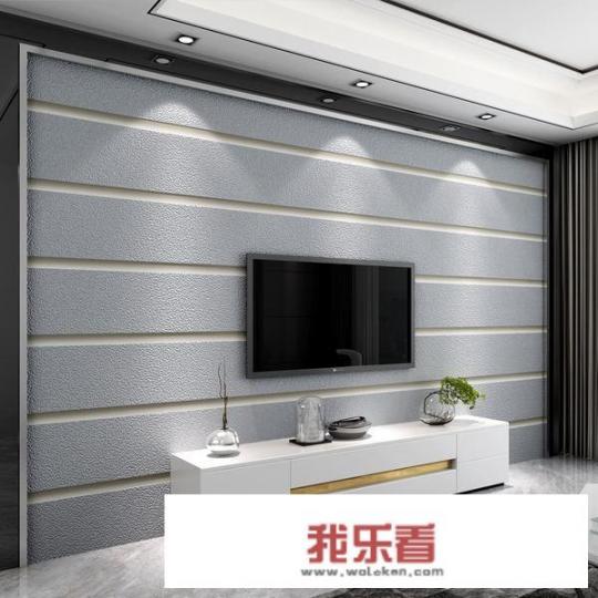 如果用纯色壁纸做电视背景墙，用什么颜色比较好？